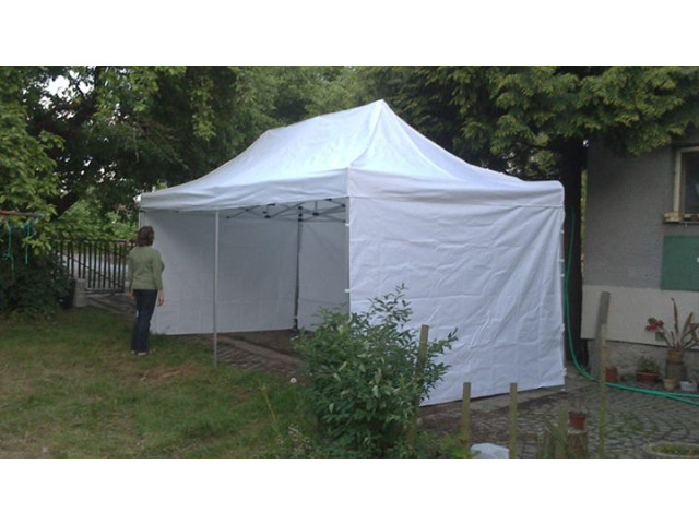 Nožnicový skladací hliníkový stan s bočnicami 6x3 m na zapožičanie